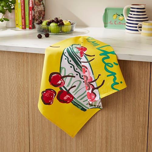 Mon Chéri' Tea Towel