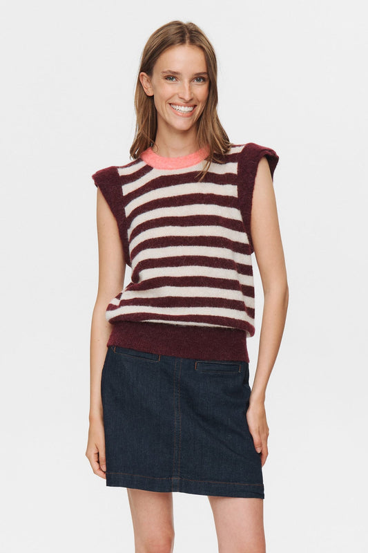 Nuciara Vest