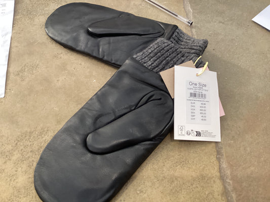 Numph Nubira Leather Mittens 0000 Caviar