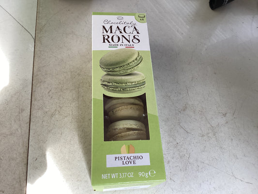 Chocolitaly Pistachio Macaron